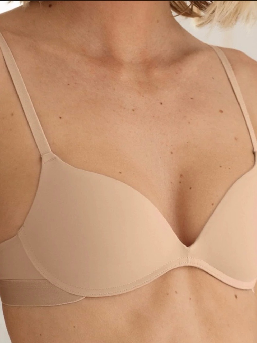 Pepper Zero G Wirefree Lift Up Bra 36A 
Buff Beige NWT